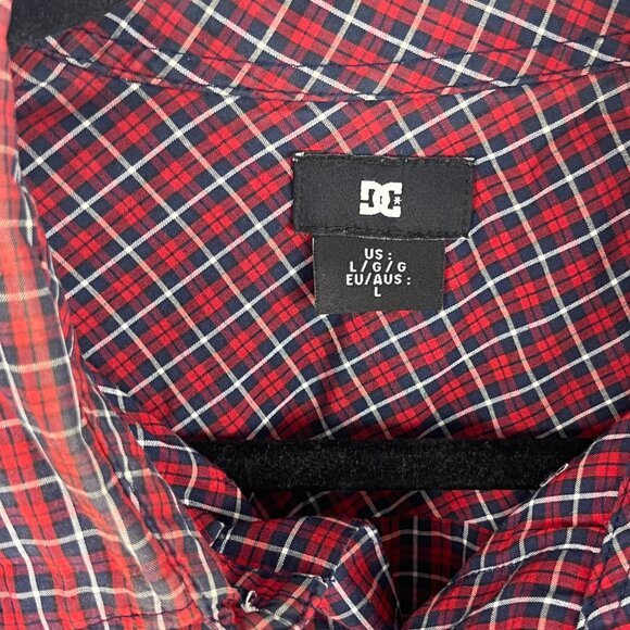 DC Casual Button Down Shirt Size L Red Plaid Short Sleeve Pocket Cotton - Picture 5 of 9